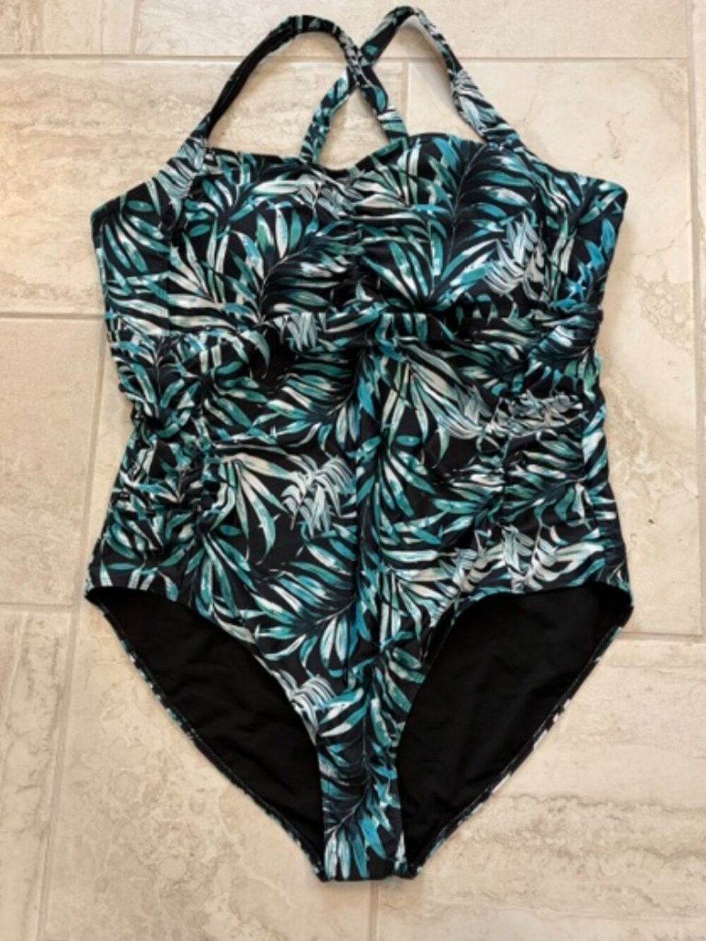 NWT BloomChic Tropical Palm One Piece Swimsuit Ruched Front Plus Sz 26 Vacation